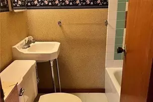 8581 Fair Rd, Strongsville, OH 44149 - Photo 20