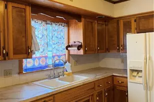 751 E Main St, Ravenna, OH 44266 - Photo 8