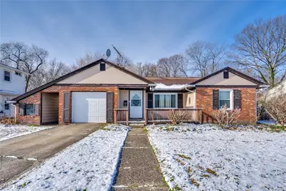 398 Crestview Avenue, Akron, OH 44320 - Photo 1