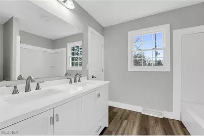 8031 Munson Road, Mentor, OH 44060 - Photo 32