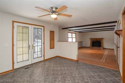 2218 Hiddenbrook Street NE, Canton, OH 44721 - Photo 18