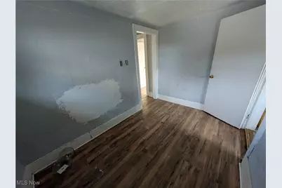 642 Gridley Avenue, Akron, OH 44306 - Photo 28