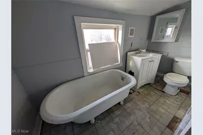 642 Gridley Avenue, Akron, OH 44306 - Photo 30