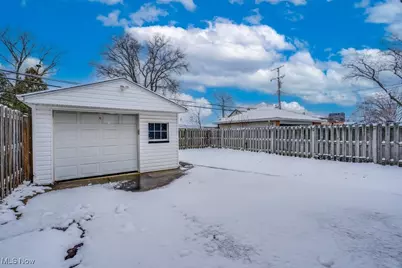 6506 Orchard Avenue, Parma, OH 44129 - Photo 30