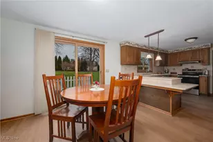 697 Redwood Dr, Canal Fulton, OH 44614 - Photo 8