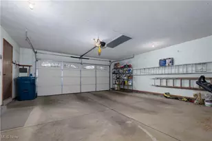 697 Redwood Dr, Canal Fulton, OH 44614 - Photo 24