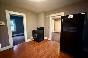 9801 Raymond Ave, Loveland, OH 44104 - Photo 4