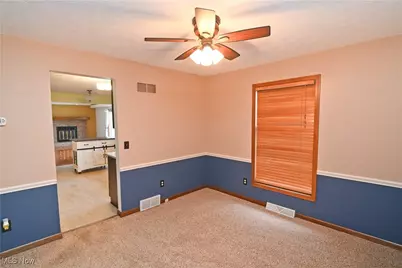 583 Wyndclift Circle, Austintown, OH 44515 - Photo 10