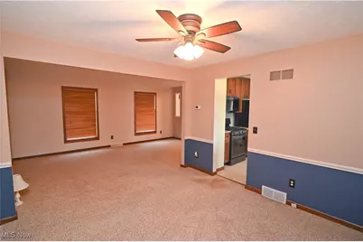 583 Wyndclift Circle, Austintown, OH 44515 - Photo 8