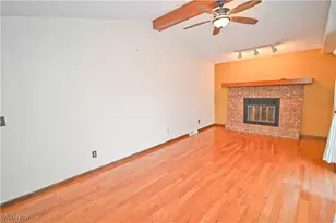 583 Wyndclift Cir, Austintown, OH 44515 - Photo 18