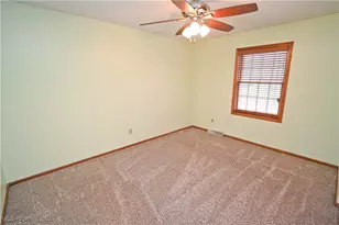 583 Wyndclift Cir, Austintown, OH 44515 - Photo 28