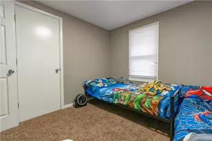 985 Bloomfield Ave, Akron, OH 44302 - Photo 18