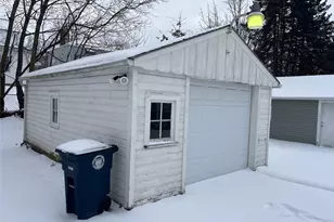 1595 Redwood Ave, Akron, OH 44301 - Photo 4