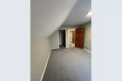 2053 W 95th Street, Loveland, OH 44102 - Photo 34