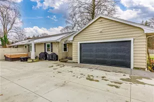 2161 Ganyard Rd, Akron, OH 44313 - Photo 4