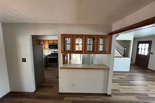 38870 Courtland Dr, Willoughby, OH 44094 - Photo 4