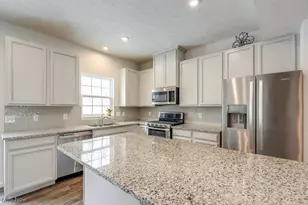 1173 Bean Ln, Akron, OH 44313 - Photo 6