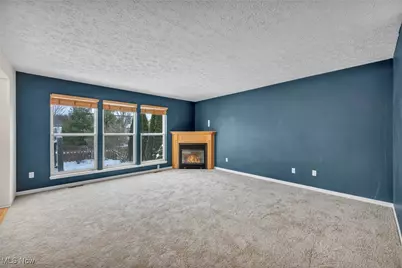 9642 Sunray Drive, Olmsted Twp, OH 44138 - Photo 4