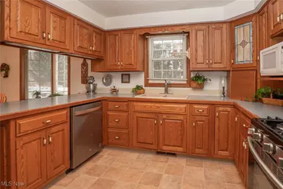 7463 Bentler Avenue NE, Canton, OH 44721 - Photo 10