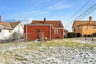 121 Buena Vista Blvd, Steubenville, OH 43952 - Photo 4