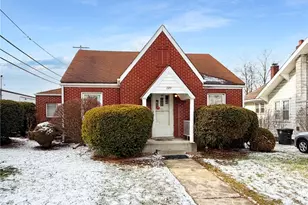 121 Buena Vista Blvd, Steubenville, OH 43952 - Photo 2