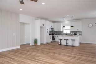 8421 Wadsworth Rd, Wadsworth, OH 44281 - Photo 6