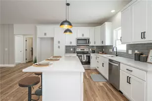 8421 Wadsworth Rd, Wadsworth, OH 44281 - Photo 12