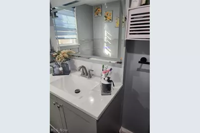 423 Bradley Lane, Youngstown, OH 44504 - Photo 24