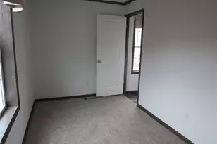 2663 Lake Breeze Dr, Madison, OH 44057 - Photo 12