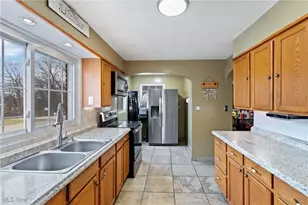 162 Perry Dr NW, Canton, OH 44708 - Photo 12