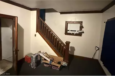 3419 Hillman Street, Youngstown, OH 44507 - Photo 2