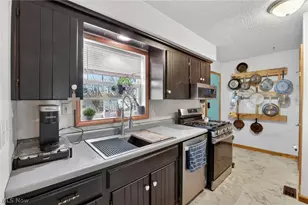 1528 22nd St NE, Canton, OH 44714 - Photo 4