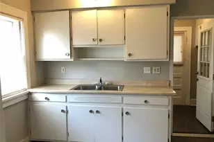 7901 Dorver Ave, Loveland, OH 44105 - Photo 8