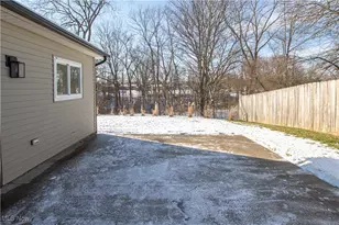 6242 Oxford Ct, Huber Heights, OH 44146 - Photo 12