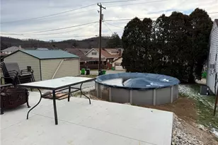 816 N 1st St, Dennison, OH 44621 - Photo 4