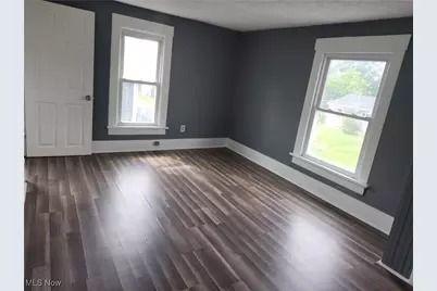 2438 Indiana Way NE, Canton, OH 44705 - Photo 16