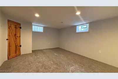 4643 E 90th Street, Garfield Heights, OH 44125 - Photo 12