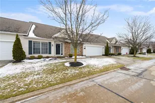 38606 Granite Dr, Willoughby, OH 44094 - Photo 2