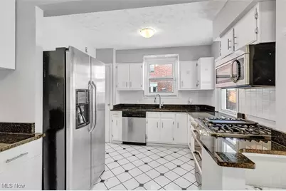 2317 Canterbury Road, Loveland, OH 44118 - Photo 8