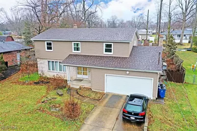 5298 Calla Avenue NW, Champion, OH 44483 - Photo 2