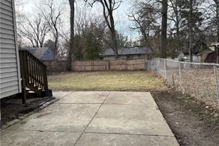 820 Shoshone Ave, Akron, OH 44305 - Photo 30