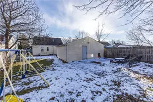 16913 Lotus Dr, Loveland, OH 44128 - Photo 30