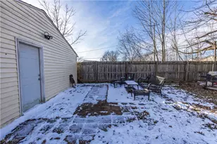 16913 Lotus Dr, Loveland, OH 44128 - Photo 28