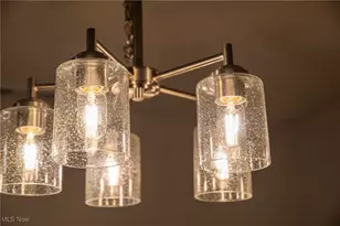 8621 Scenicview Dr, Grandview Heights, OH 44147 - Photo 12