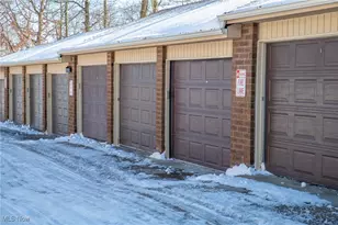 8621 Scenicview Dr, Grandview Heights, OH 44147 - Photo 26