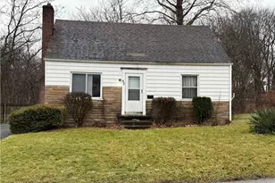 95 E Earle Ave, Youngstown, OH 44507 - Photo 2