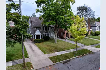 18405 Newell Road, Huber Heights, OH 44122 - Photo 2