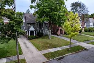 18405 Newell Rd, Huber Heights, OH 44122 - Photo 2