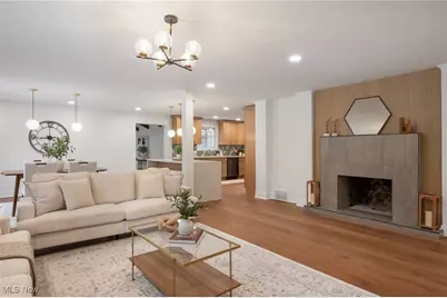 24270 Hermitage Road, Huber Heights, OH 44122 - Photo 6