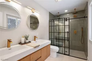 24270 Hermitage Rd, Huber Heights, OH 44122 - Photo 20